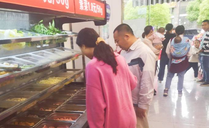 冒菜加盟店裝修應(yīng)該要注意什么？
