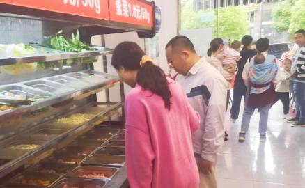 冒菜加盟店裝修應(yīng)該要注意什么？