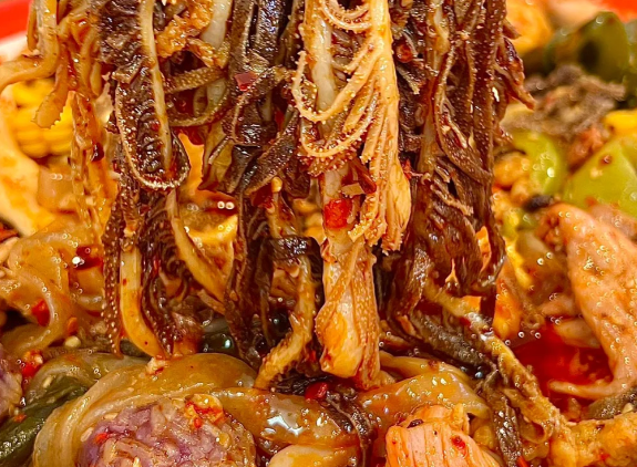 開個(gè)小冒菜館要多少錢