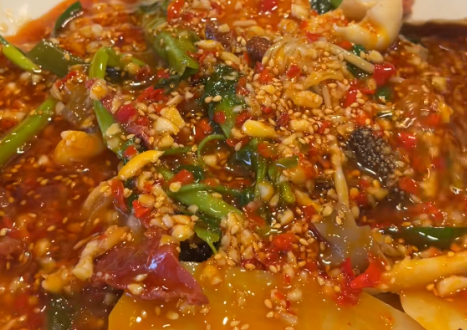 如何經(jīng)營(yíng)出一家生意火爆的冒菜店