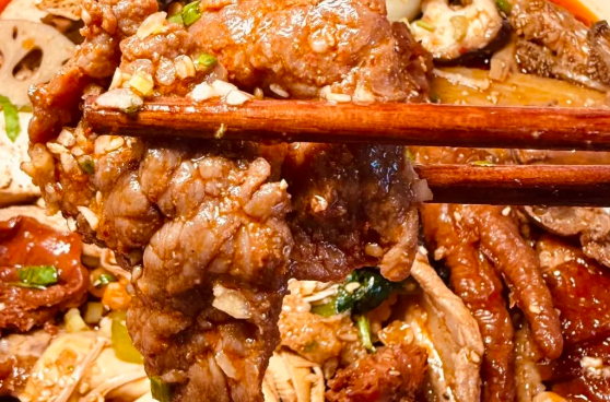 冒菜店開商場還是社區(qū)？看完再選址不后悔