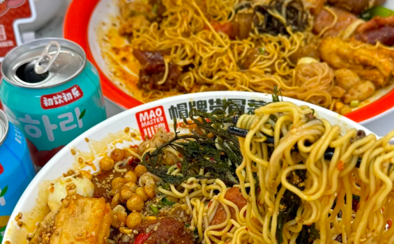 十多萬(wàn)在縣城開帽牌貨冒菜店，夠嗎？